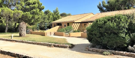 maison mitoyenne avec grande terrasse face au lac