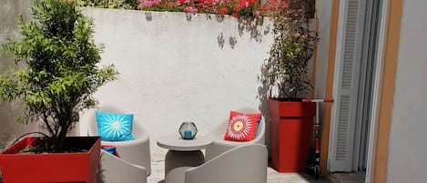 Terrasse privative au calme du centre ville d'Ajaccio