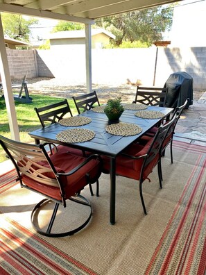 Outdoor dining