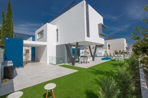 Spacious Garden area