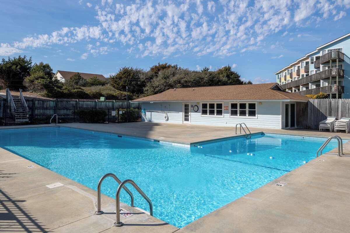 See the Waves Crashing! 7 Night Min. In Season, 3 Night Min. Off Season
