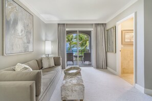 Ensuite Bathroom - Entrance - EnSuite Master Bedroom
