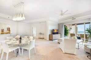 Dining/Living Area