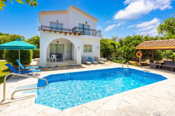 Beautiful villa with private pool and terrace