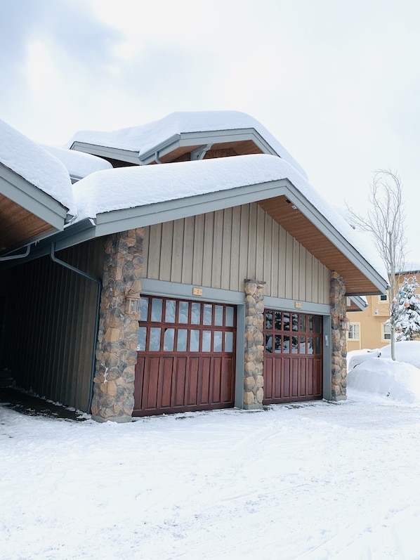 Garage and front entrance 