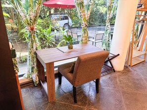 WORKING AREA - 100 MBPS INTERNET