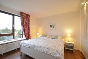 Großes Schlafzimmer