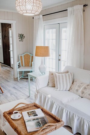 Creams and pale blues for true "coastal living"