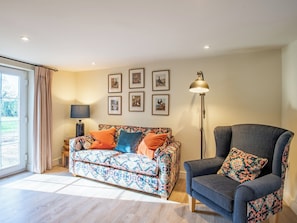 Living room | The Lodge - Swannington Manor, Swannington