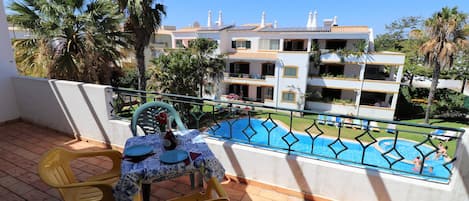 1 bedroom apartment pool view balcony - second floor ( top floor ) House Correia