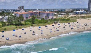 Beautiful Beach Property - Professionally Cleaned