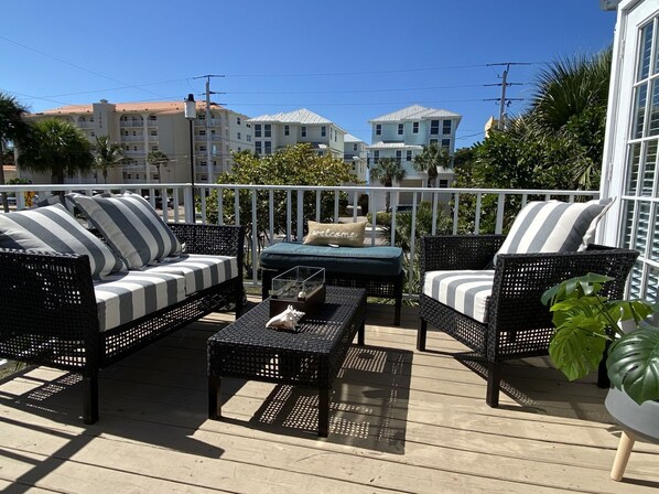 Outdoor Seating Area