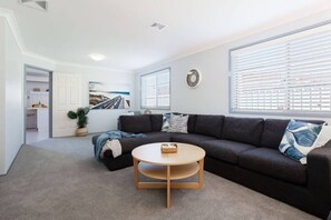 Front lounge room with Smart TV