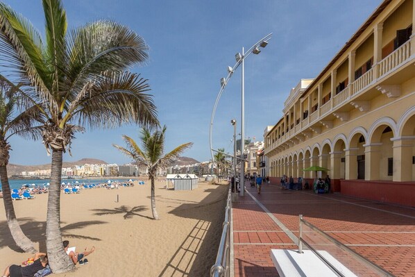 Strand