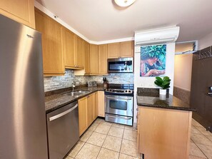 Embrace the comfort paradise provides while savoring a delightful meal, from your full kitchen!