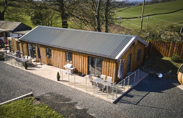 Heather Barn & Bracken Barn Exterior