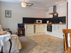 Open plan living space | Parsnip Place - Broccoli Bottom, Manton, near Oakham