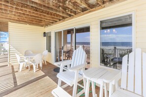 Main Floor - Gulf Front Deck