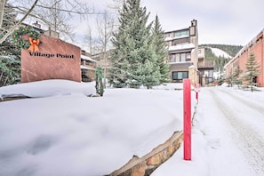 Village Point Townhomes | Copper Mountain (On-Site)