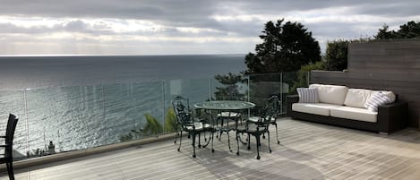 The veranda, overlooking the Cornish coast, directly above the SW coast path. 