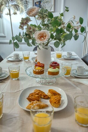 Breakfast meal