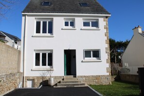 Vue extérieure de la maison