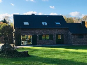 La maison et ses extérieurs