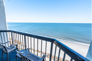 Amazing Direct Oceanfront View!