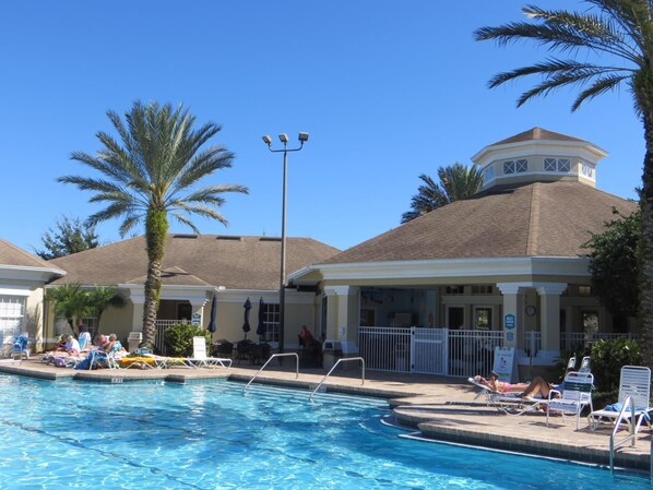 2302CommunalPool3