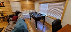Spielezimmer