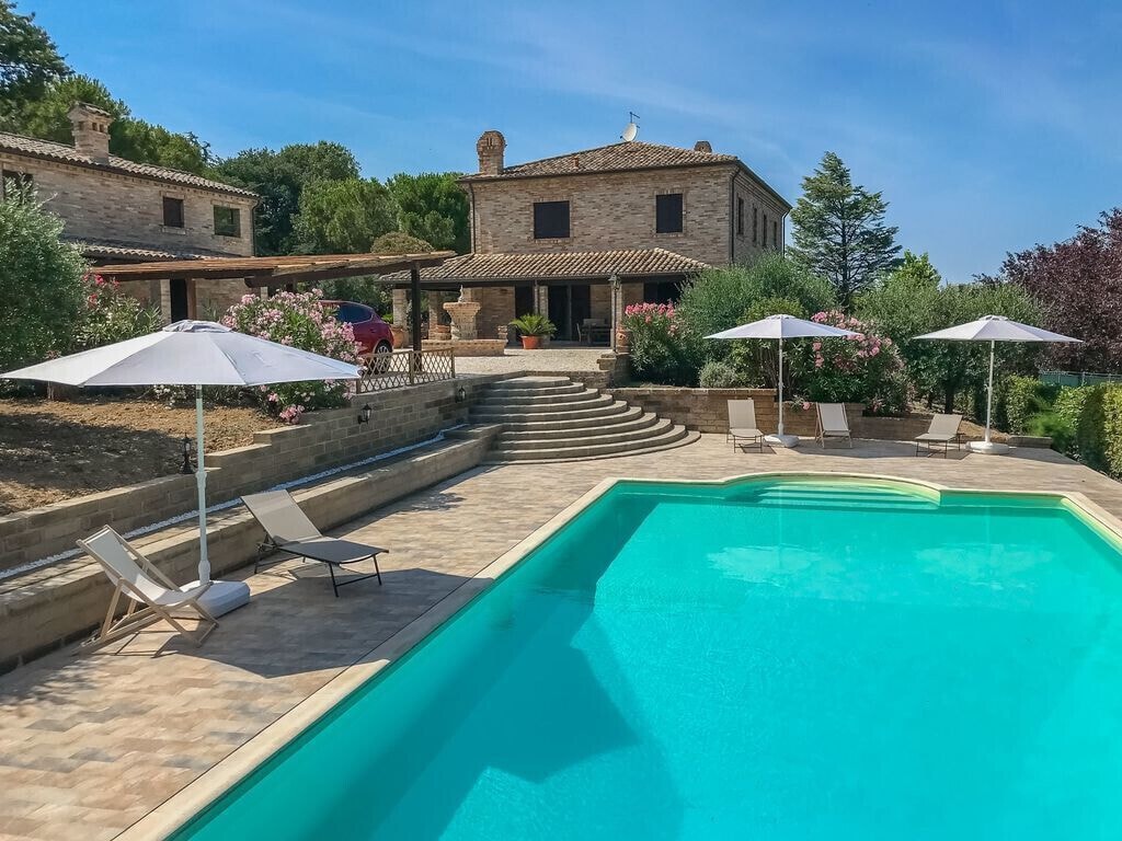 Picture of villa