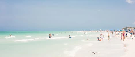 LIDO BEACH