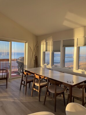 Dining table with panoramic views