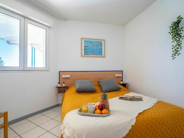 Bâtiment, Propriété, Meubles, Fenêtre, Confort, Bleu, Bleu Azur, Bois, Design Intérieur, Éclairage