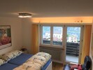 Eltern Schlafzimmer Doppel Hoch-Bett mit Wandkasten