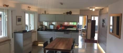Living room/kitchen with extendable table