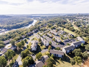 Direct Access to Lake Taneycomo
