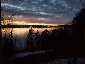 VIEWS from your living room window!!