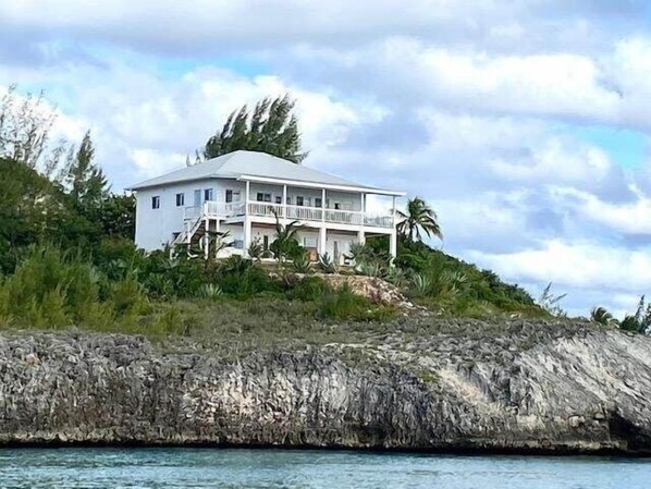 Beautiful new home is perched on a cliff overlooking the Caribbean