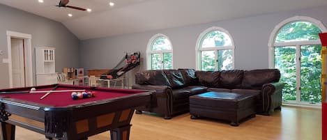 pool table and entertainment area