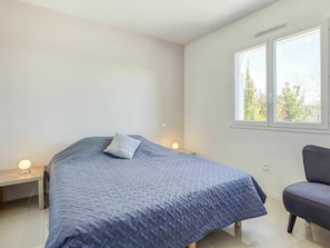 Möbel, Gebäude, Komfort, Fenster, Holz, Textil, Interior Design, Fussboden, Schatten