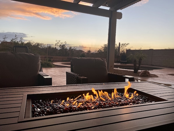 Fire table to keep you warm and cozy at night in the winter months
