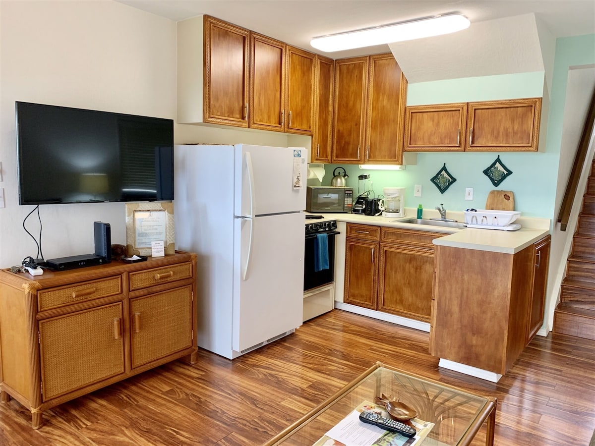 #11 Beautiful Ocean View, | 0 Bed, 1 Bath