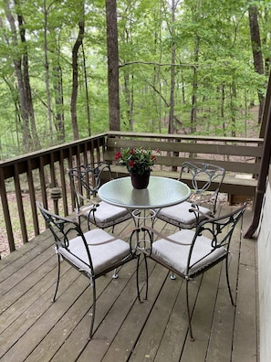 Private deck with the sounds of the streams to enjoy your coffee or drinks on. 