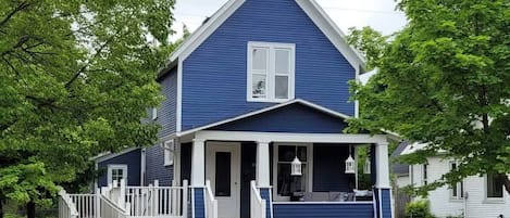 The Blue House!!!