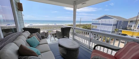 Upper Porch w/ View!