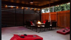 Outdoor patio with fireplace 