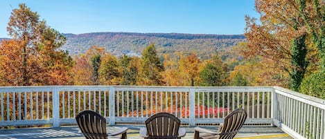 view of lookout mountain