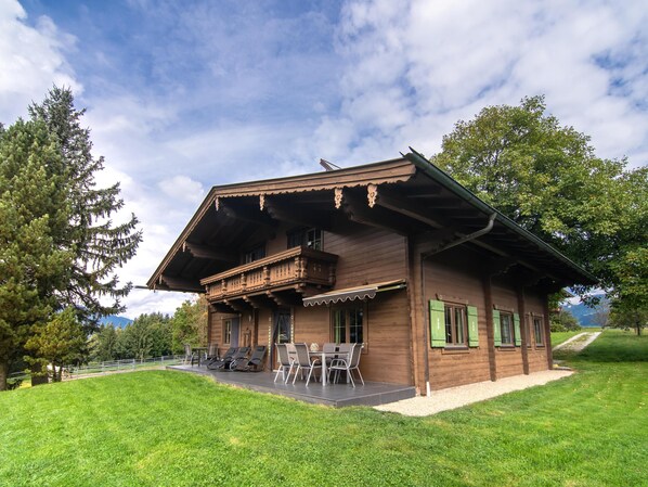 Extérieur maison de vacances [été]