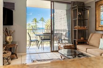 Kauhale Makai 433: Oceanview 2BR/2BA Condo with Lanai & Resort Amenities